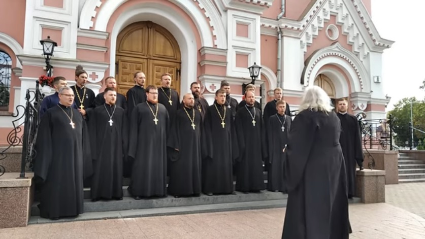 «Это не Майдан, люди надеются на мирные перемены»