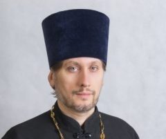 Снова не выпустили священника Владислава Богомольникова: остается на Окрестина на седьмой срок