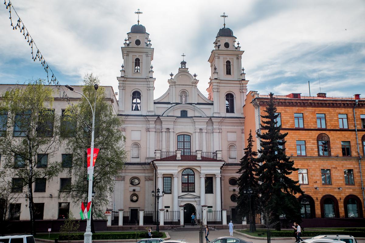 Ператрус у мінскім архікафедральным касцёле Найсвяцейшага Імя Найсвяцейшай Панны Марыі