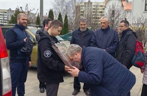 Пропагандисты «русского мира» проехали вдоль границ Беларуси с иконой царя