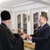 Иерарх БПЦ регулярно награждает представителей режима «за труды во славу Церкви»