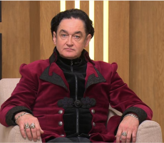 Олег Орлов: меценат, который играет Воланда и имеет «живую куклу», помогает костёлам. Ищем влияние бизнесменов под санкциями на священников Беларуси