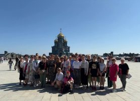 Юные паломники из Волковыска посетили скандальный храм Вооруженных Сил РФ