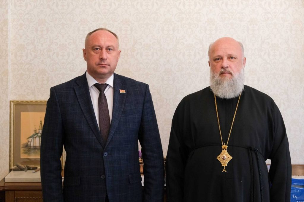 В Брестской епархии побывал помощник Лукашенко