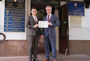 Свидетели Иеговы прошли перерегистрацию в Беларуси. В РФ их деятельность запрещена