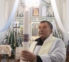 «Я сижу здесь за веру в Бога». Бывший политзаключенный Андрей Крылов о судьбе католических священников Генриха Околотовича и Анджея Юхневича и давлении КГБ 