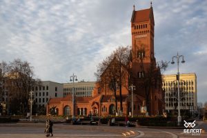 Трэцяя гадавіна закрыцця Чырвонага касцёла ў Мінску: пытанні без адказаў і няпэўная будучыня