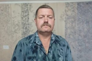 Наша Ніва : Майстра царкоўных купалаў з Брэстчыны асудзілі па «палітычных артыкулах»