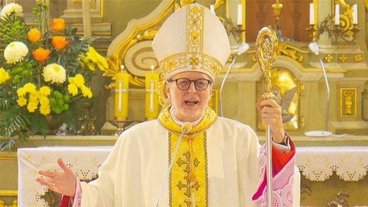 Интервью кардинала Гуджеротти Vatican News: «Освобождение священников — плод диалога, который не закрывает дверей»