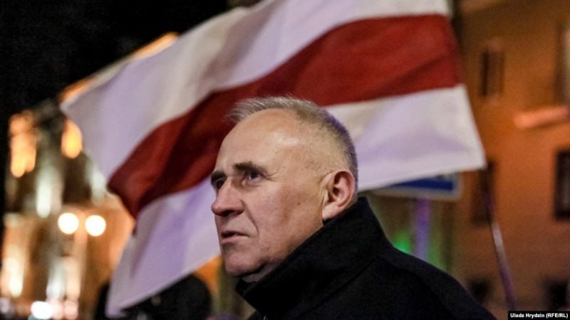 Родныя Мікалая Статкевіча атрымалі ліст ад МУС