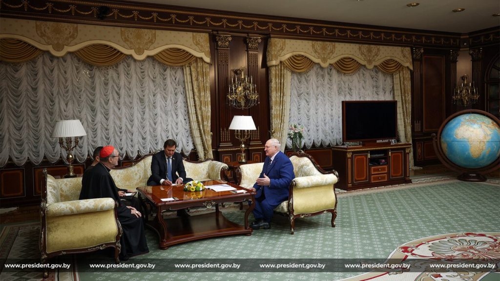 Потеплели ли отношения государства и Католической церкви: что стоит за позитивной картиной?