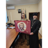 Священник подарил спецназовцам знамя «Спас Нерукотворный» и обсудил с ними дальнейшие сотрудничество