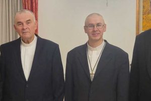 У кляштары, без тэлефонаў. Што з вызваленымі ксяндзамі – былымі палітзняволенымі