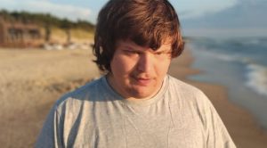 Незрячему студенту из христианской семьи нужна помощь: остался последний семестр, не хватает денег на оплату