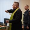 Священник поблагодарил силовиков «за защиту правопорядка и спокойствия граждан»