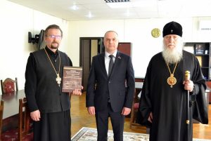 Архиепископ обсудил «геноцид белорусов» с прокурором, причастным к политическим репрессиям