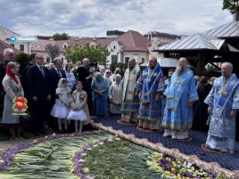 «Христианские традиции эффективно служат во благо государственных интересов»: помощник Лукашенко на праздновании явления Жировичской иконы