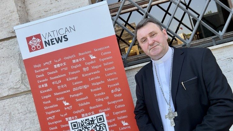 Мітрапаліт Станеўскі прызнаў, што польскім святарам у Беларусі скасоўваюць дазволы на служэнне
