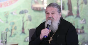 «Я нахожусь на пороховой бочке — уже много лет»: протоиерей Андрей Лемешонок пожаловался на проверки